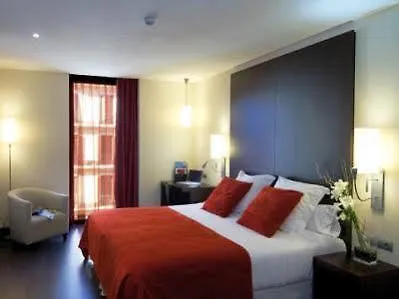 Hesperia Sport * برشلونة